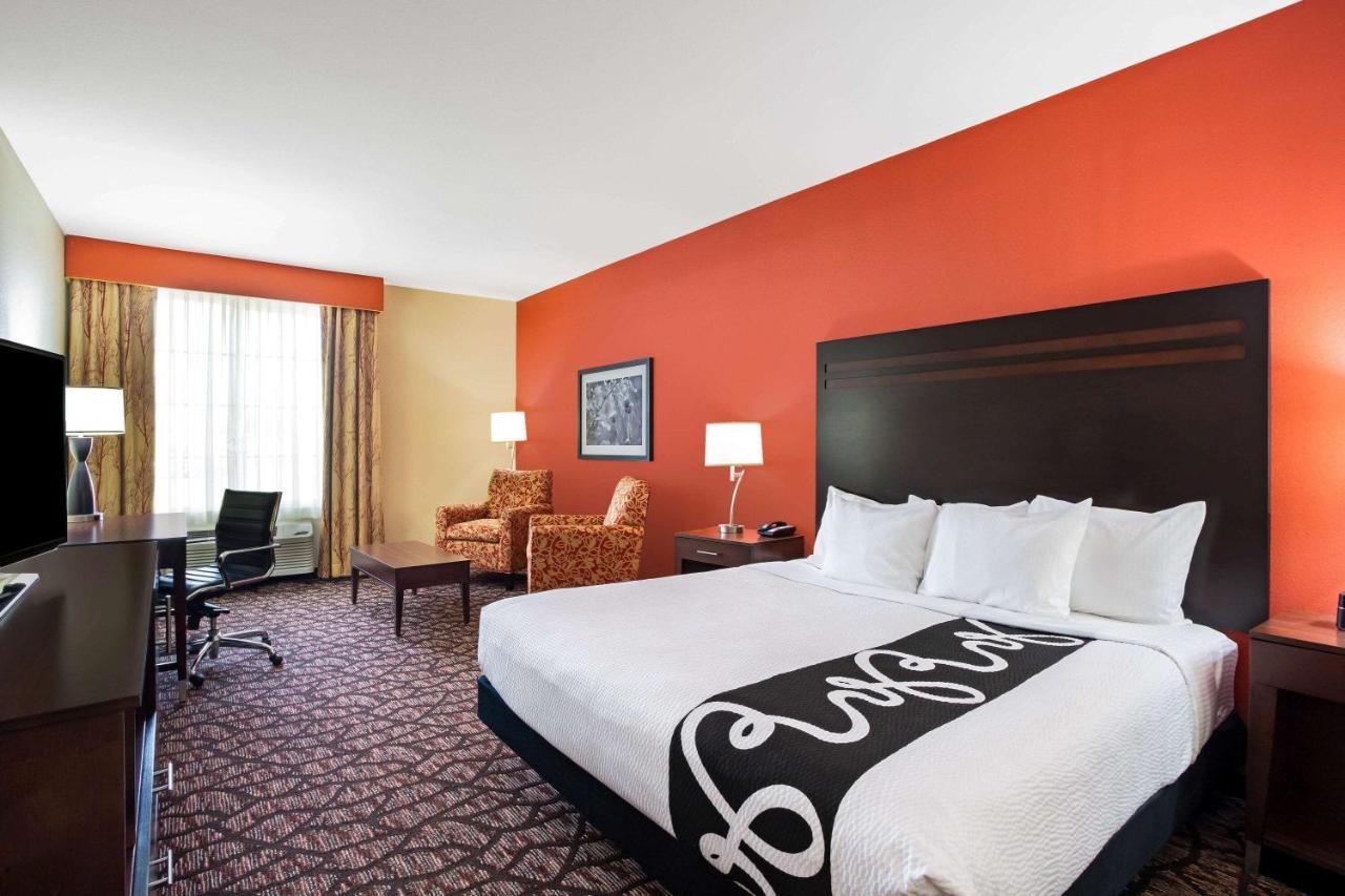La Quinta By Wyndham Pecos Hotel Room photo